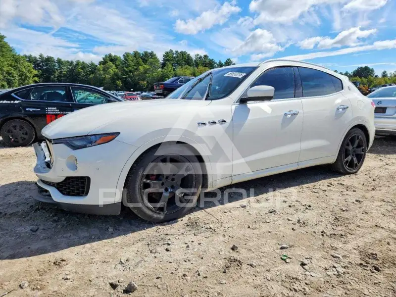 2017 Maserati LEVANTE фото