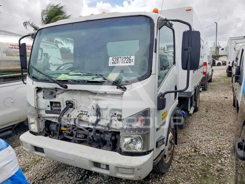 2017 Isuzu NPR фото