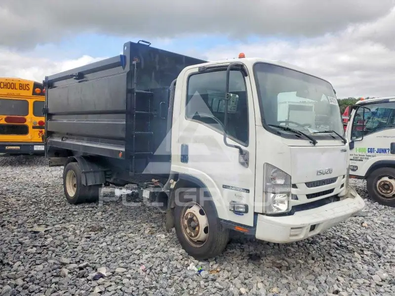 2017 Isuzu NPR фото