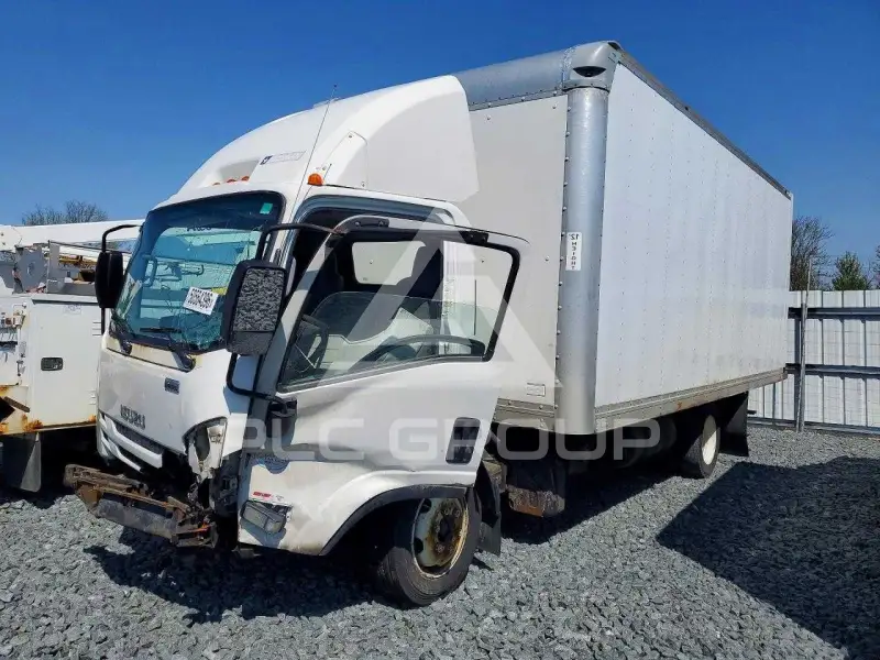 2017 Isuzu NQR фото