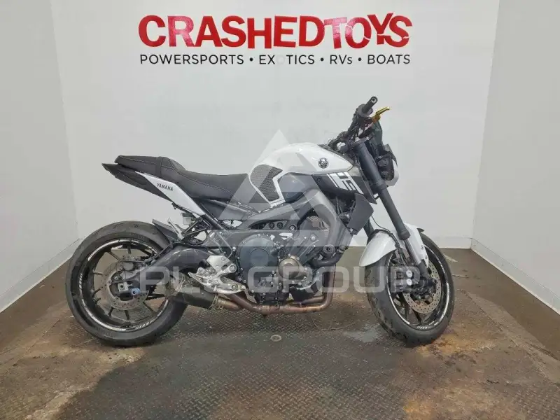 2017 Yamaha FZ07 фото