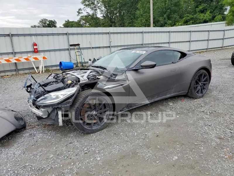 2017 Aston Martin  photo