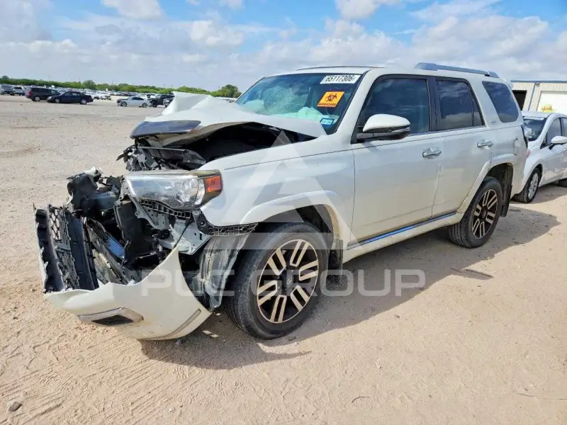2017 Toyota 4 RUNNER фото
