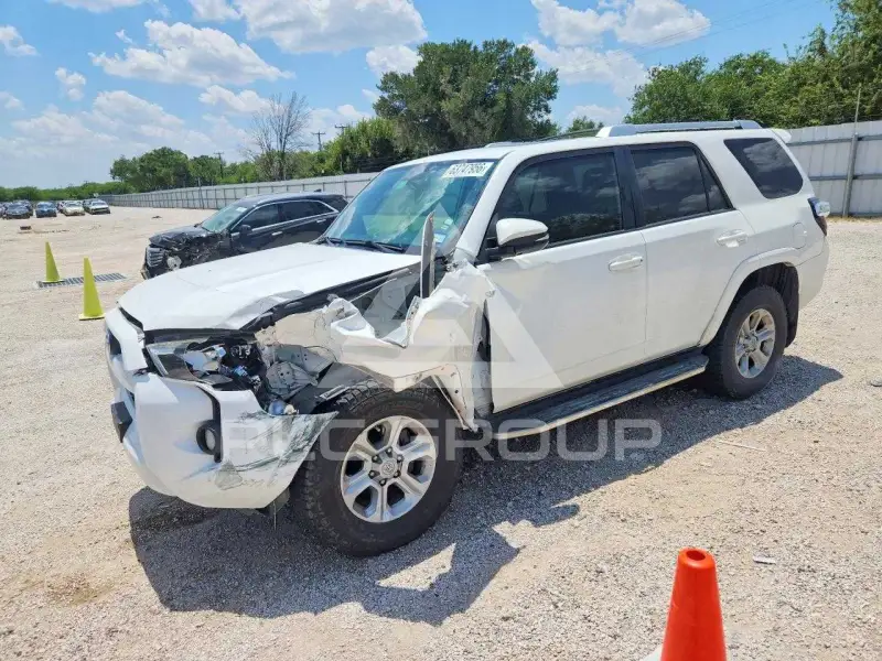2017 Toyota 4 RUNNER фото