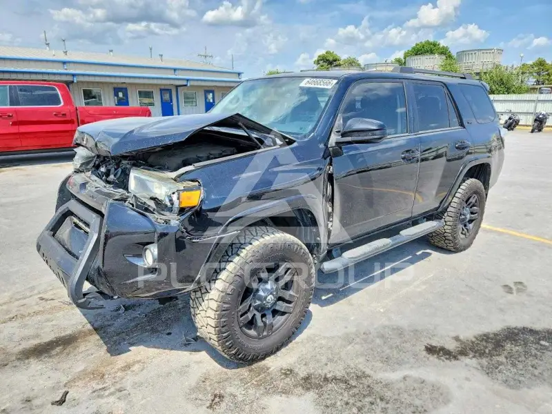 2017 Toyota 4 RUNNER photo