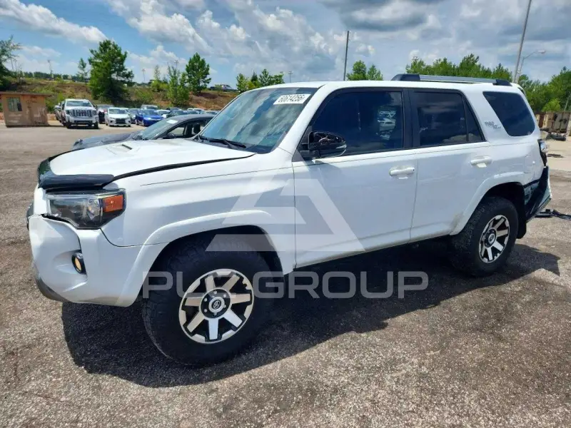 2017 Toyota 4 RUNNER фото