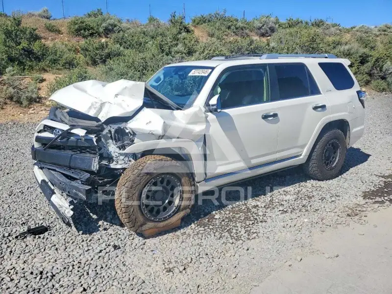 2017 Toyota 4 RUNNER фото