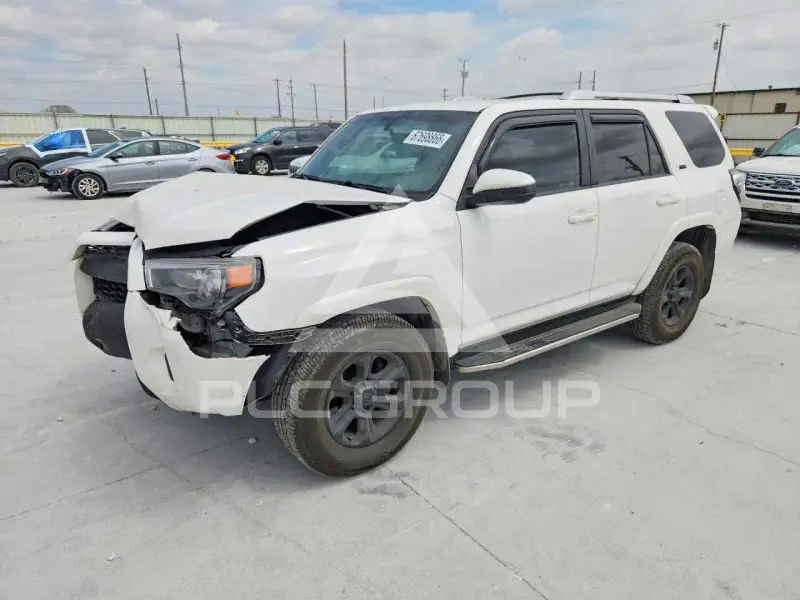 2017 Toyota 4 RUNNER фото