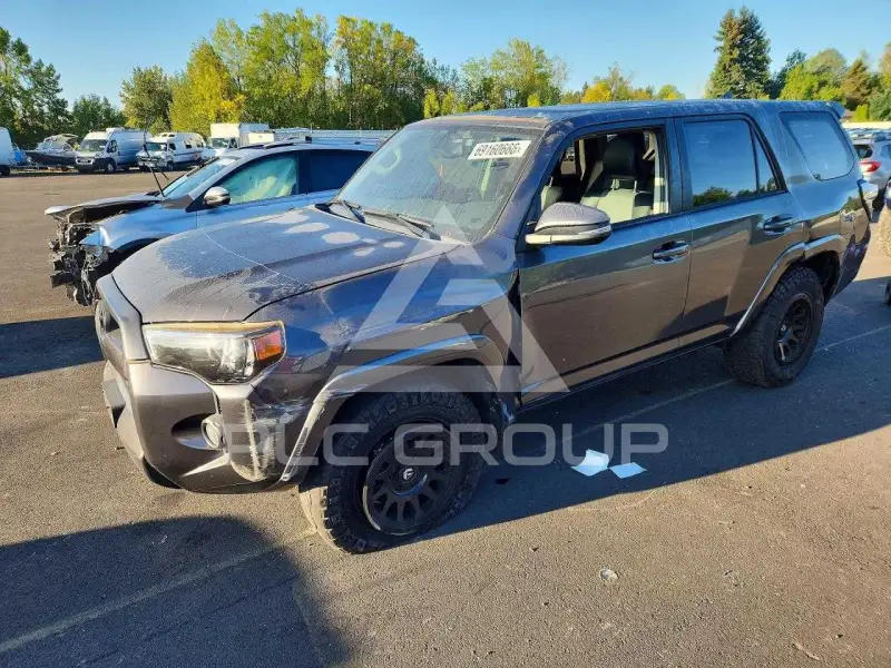 2017 Toyota 4 RUNNER фото