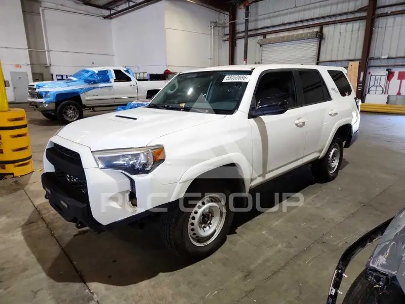 2017 Toyota 4 RUNNER фото