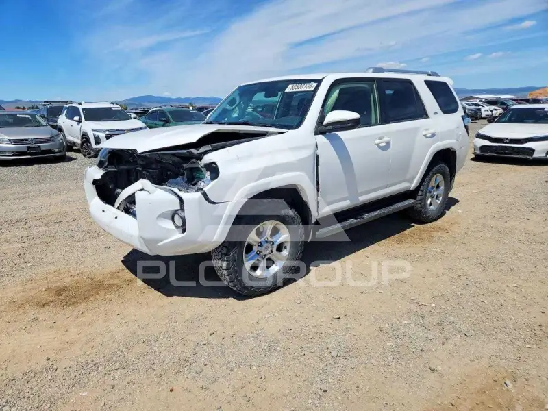 2017 Toyota 4 RUNNER photo