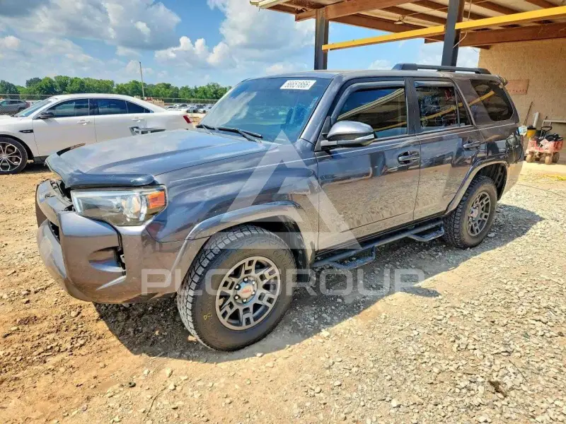 2017 Toyota 4 RUNNER фото
