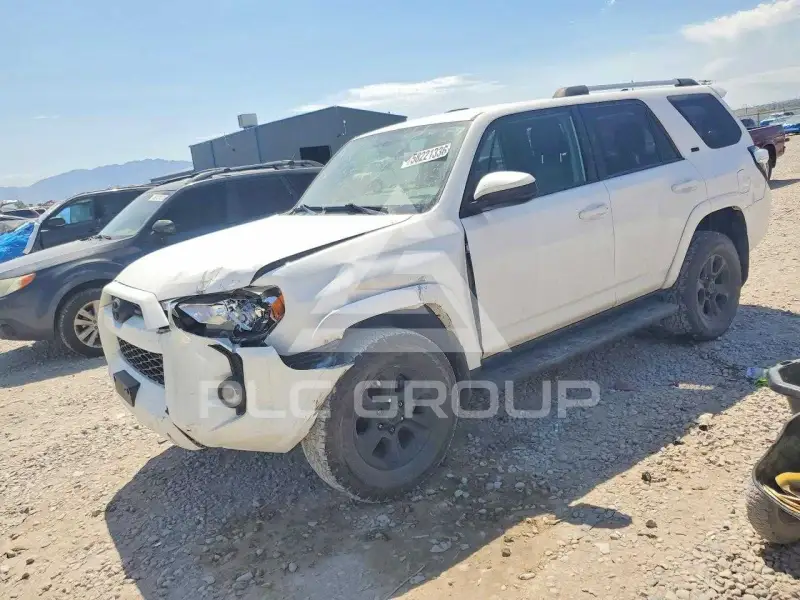 2017 Toyota 4 RUNNER фото