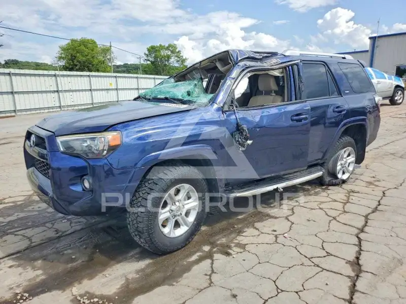2017 Toyota 4 RUNNER photo