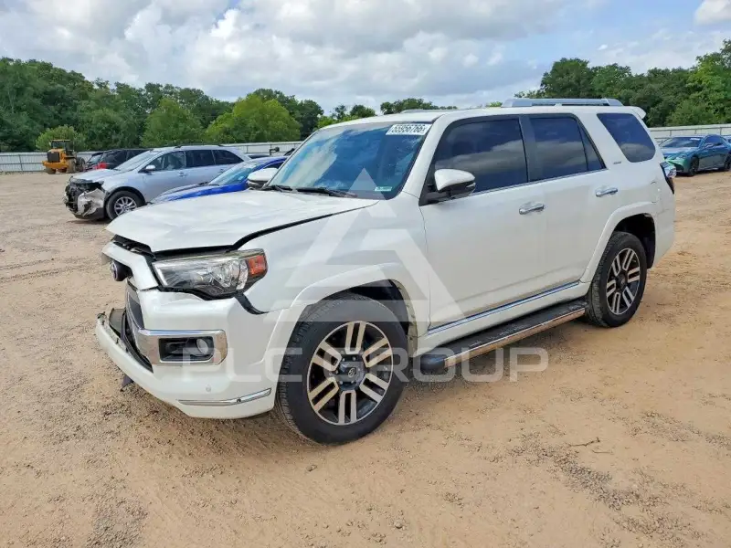 2017 Toyota 4 RUNNER photo