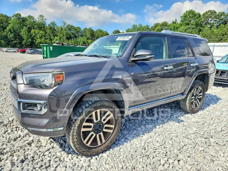 2017 Toyota 4 RUNNER photo