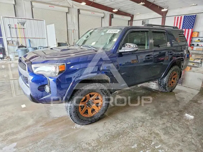 2017 Toyota 4 RUNNER фото