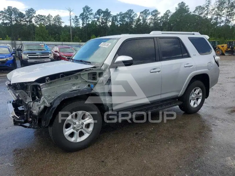2017 Toyota 4 RUNNER photo