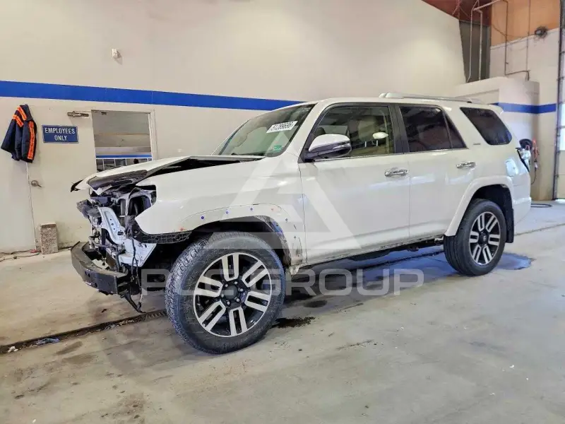 2017 Toyota 4 RUNNER фото