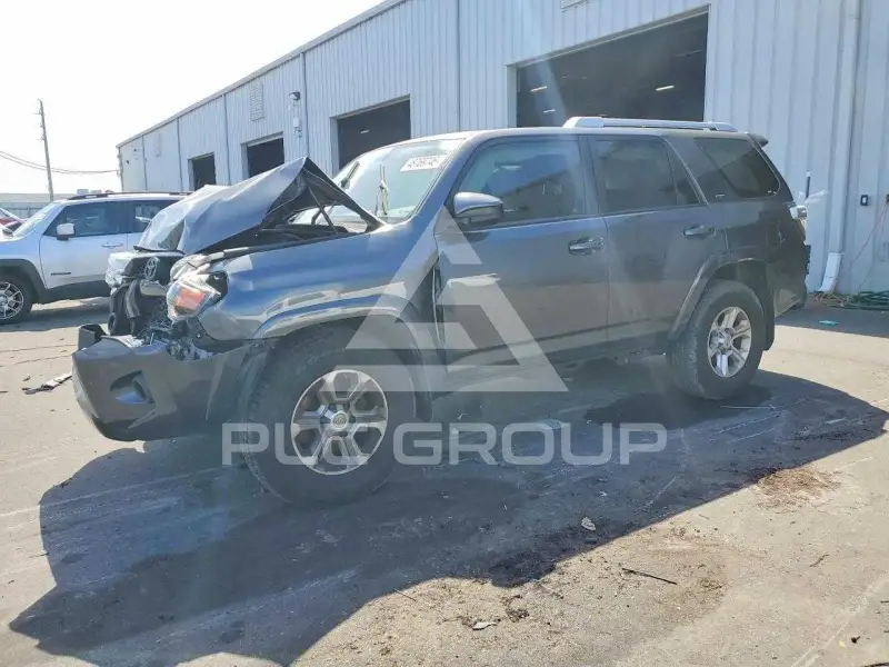 2017 Toyota 4 RUNNER фото