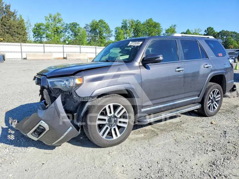 2017 Toyota 4 RUNNER фото