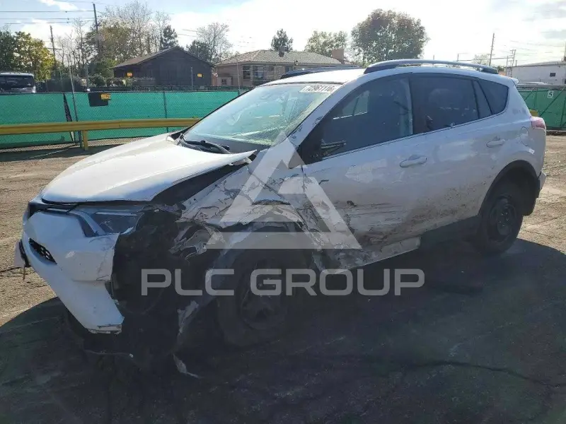 2017 Toyota RAV4 фото