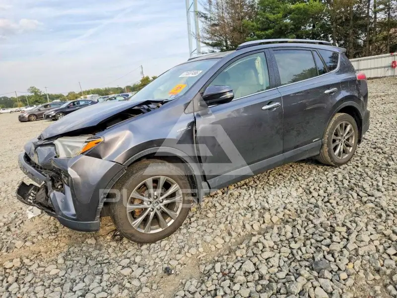 2017 Toyota RAV4 фото