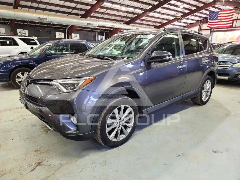 2017 Toyota RAV4 photo