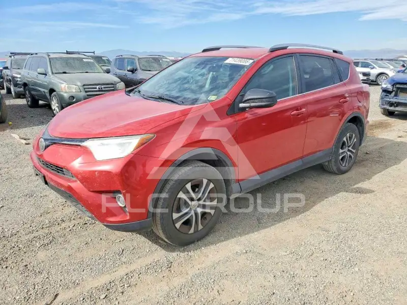 2017 Toyota RAV4 фото