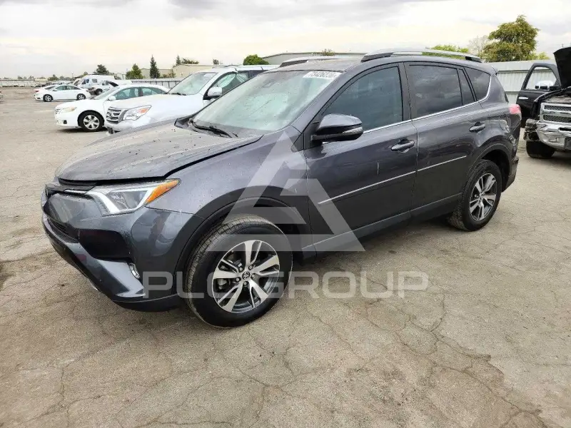 2017 Toyota RAV4 photo