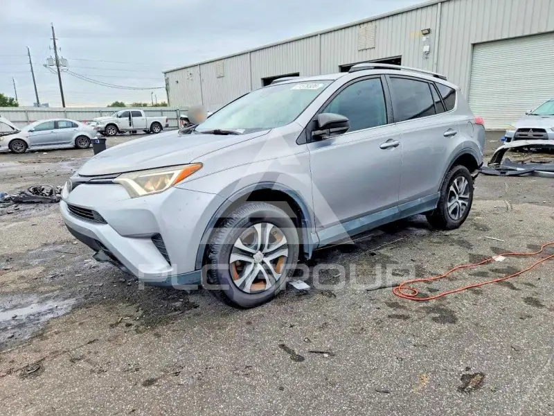 2017 Toyota RAV4 фото