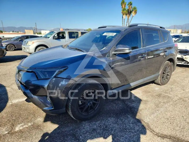 2017 Toyota RAV4 фото