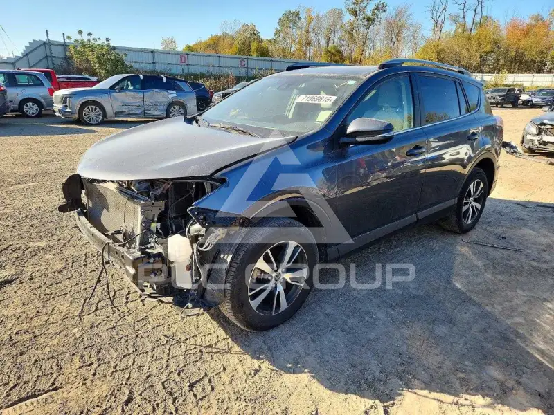 2017 Toyota RAV4 фото