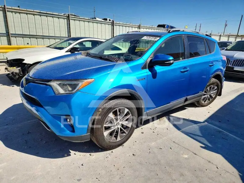 2017 Toyota RAV4 фото