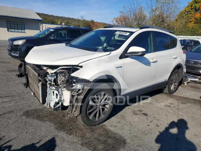 2017 Toyota RAV4 фото
