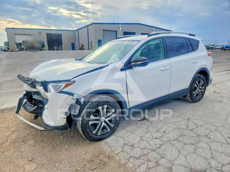 2017 Toyota RAV4 photo