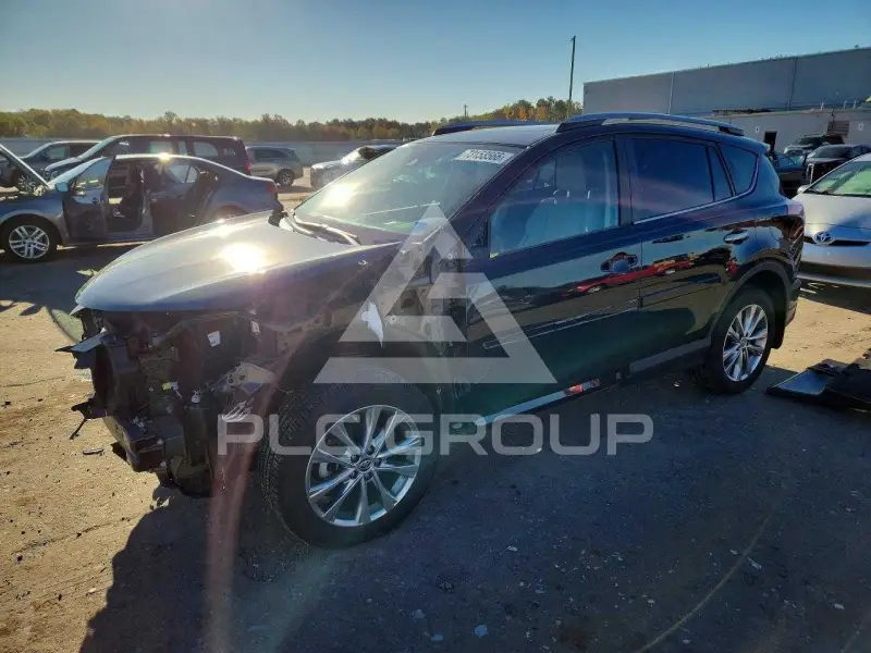 2017 Toyota RAV4 фото