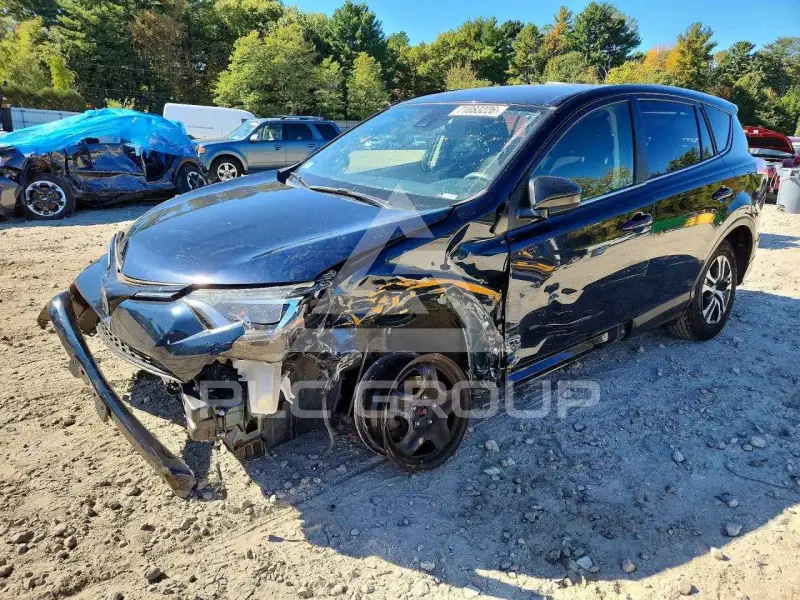 2017 Toyota RAV4 фото