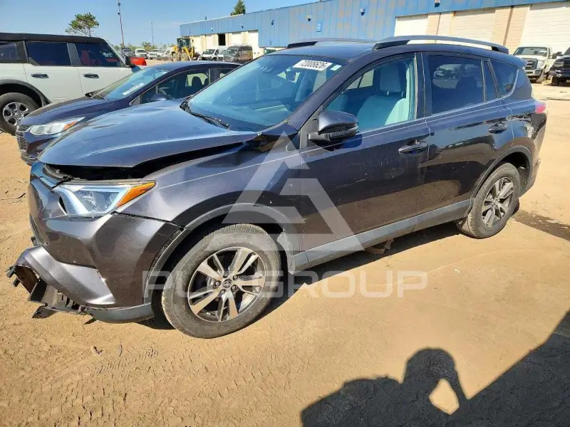 2017 Toyota RAV4 фото