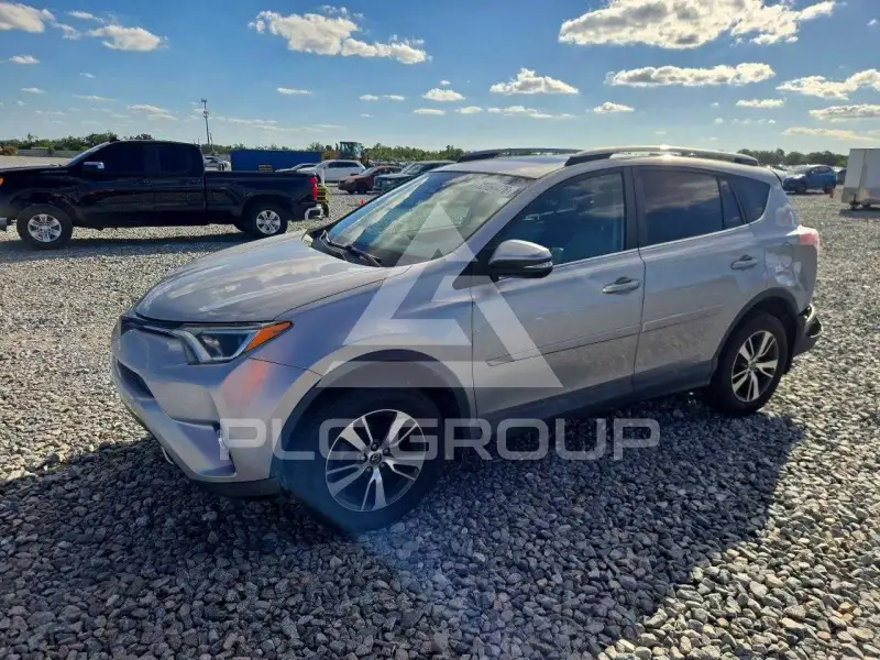 2017 Toyota RAV4 фото