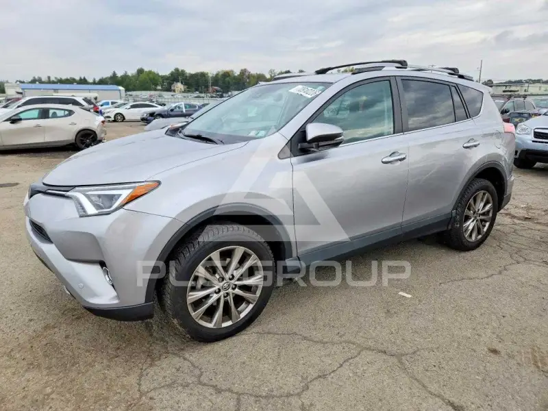 2017 Toyota RAV4 фото