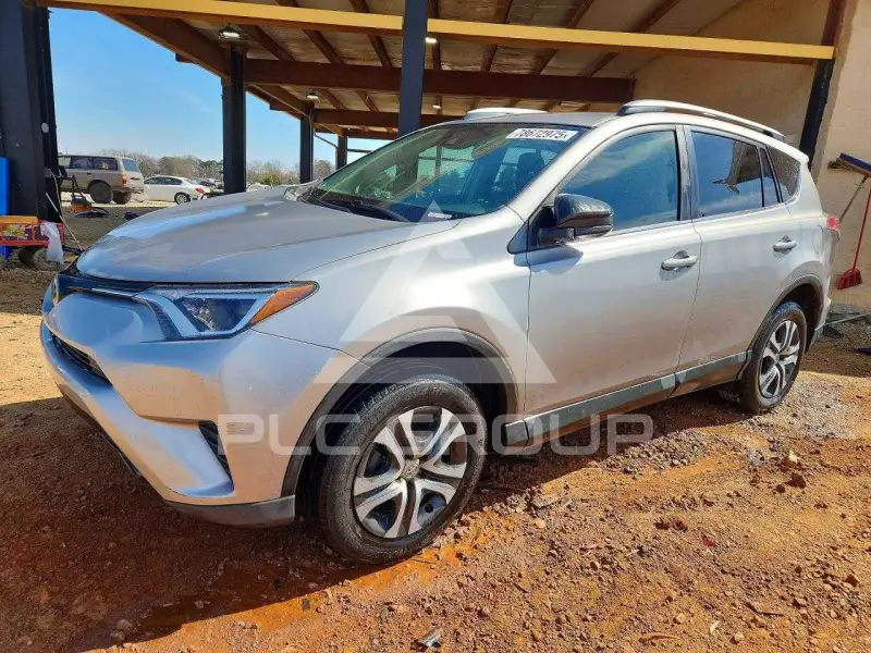 2017 Toyota RAV4 фото