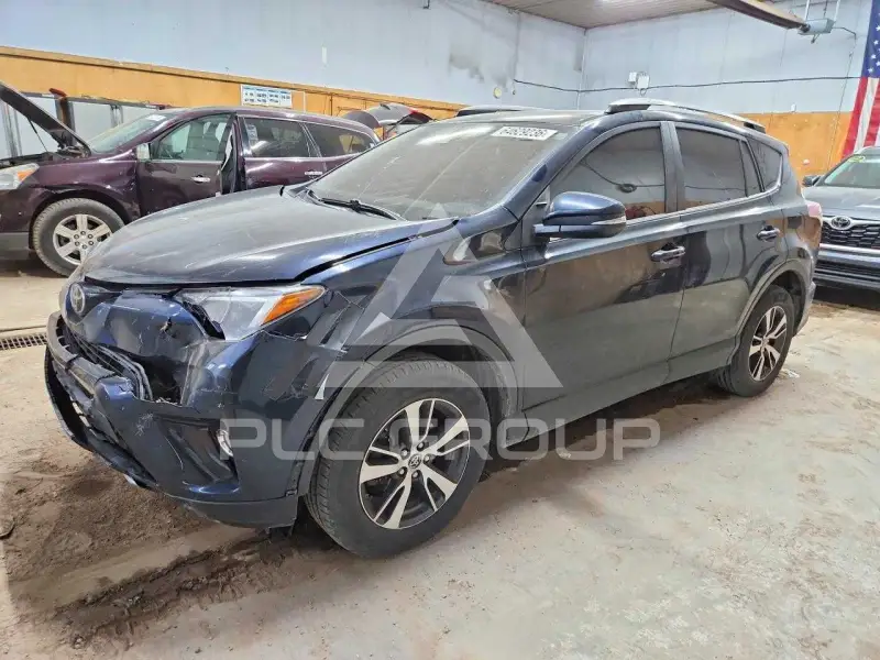 2017 Toyota RAV4 фото