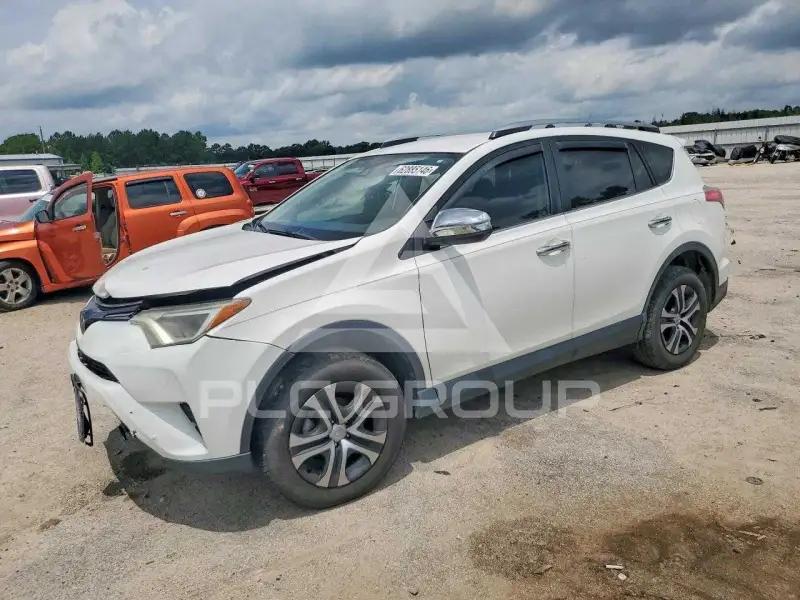 2017 Toyota RAV4 фото
