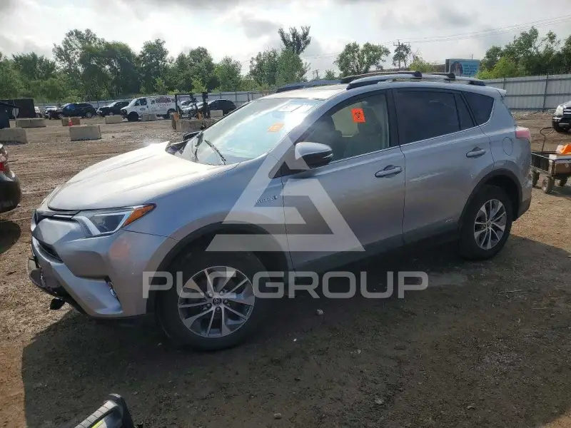 2017 Toyota RAV4 фото