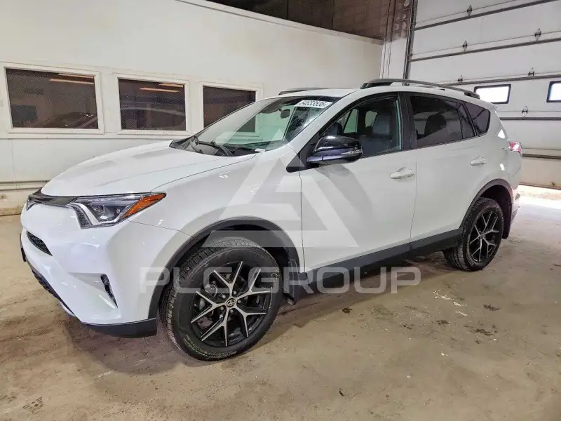 2017 Toyota RAV4 photo
