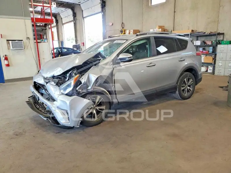 2017 Toyota RAV4 photo