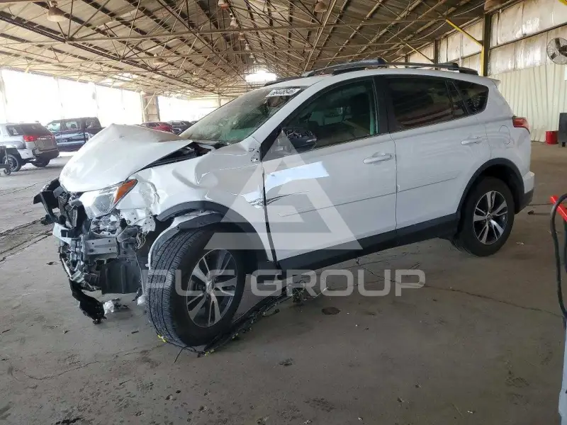 2017 Toyota RAV4 photo