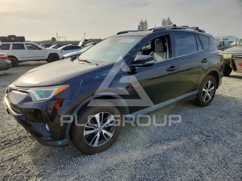 2017 Toyota RAV4 фото