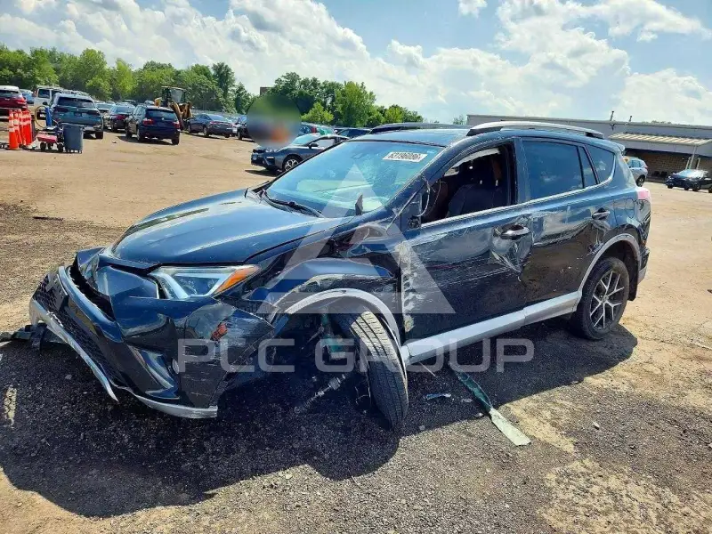 2017 Toyota RAV4 фото
